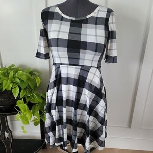 NWT LuLaRoe "Nicole" Dress Plaid XL